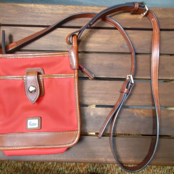 Dooney & Bourke Wayfarer Letter Carrier - Picture 4 of 11